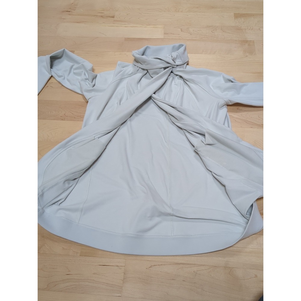 Lululemon Ready To Rulu Wrap Cardigan Snap Ocean Mist Size 8 Gray Blue - Picture 3 of 12